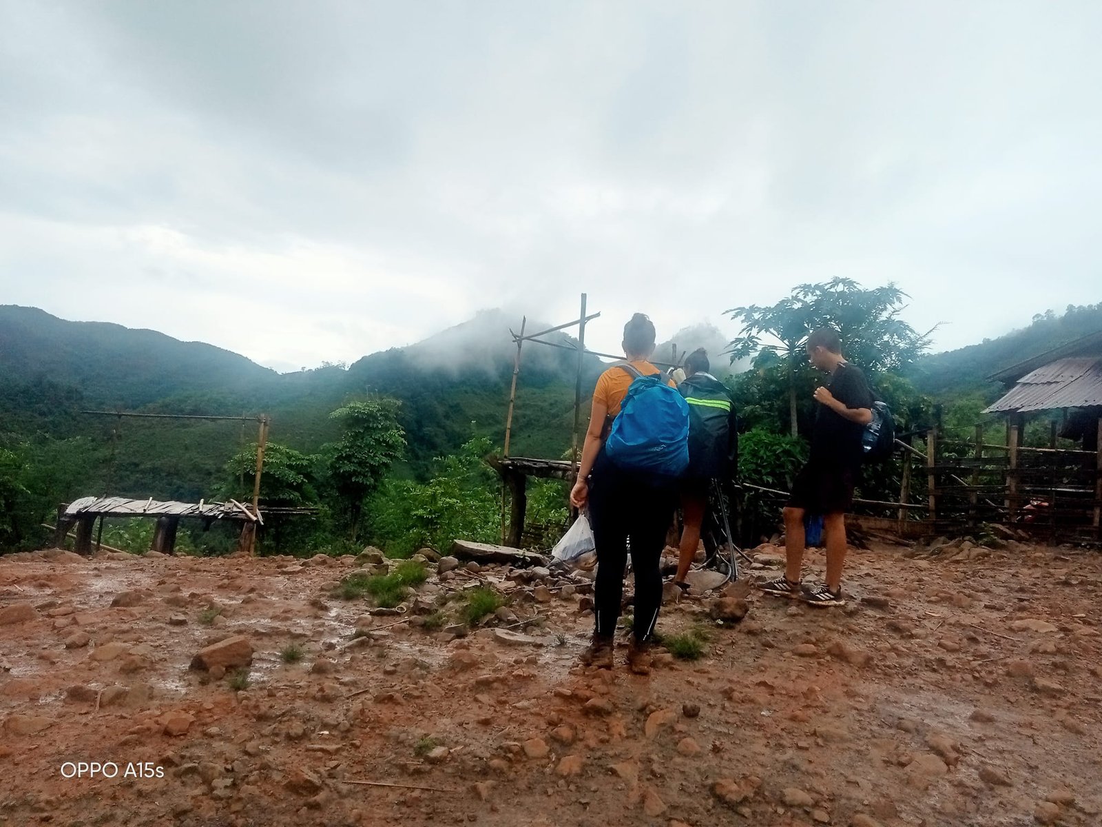 3 Days Hike In Dam Sopngam Peryanxangmai Peryenxangkao Nam Porxang - Chakhampa